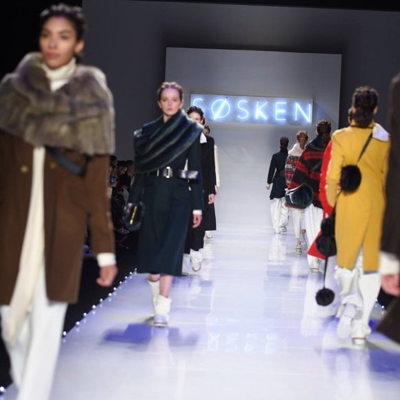 Bridal Shrug Stole Fall Winter Holiday Party Black Tie Wedding Sosken NEW $365 - Picture 14 of 16